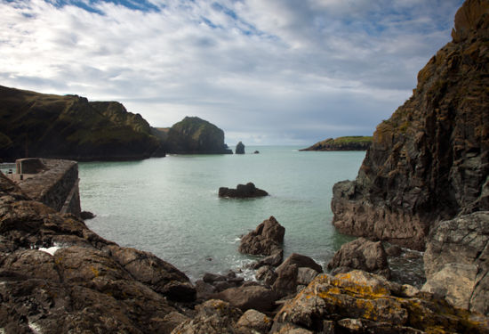 Mullion Cove seaside cottages, luxury holiday cottages, Mullion, Lizard, Cornwall. Sea Views